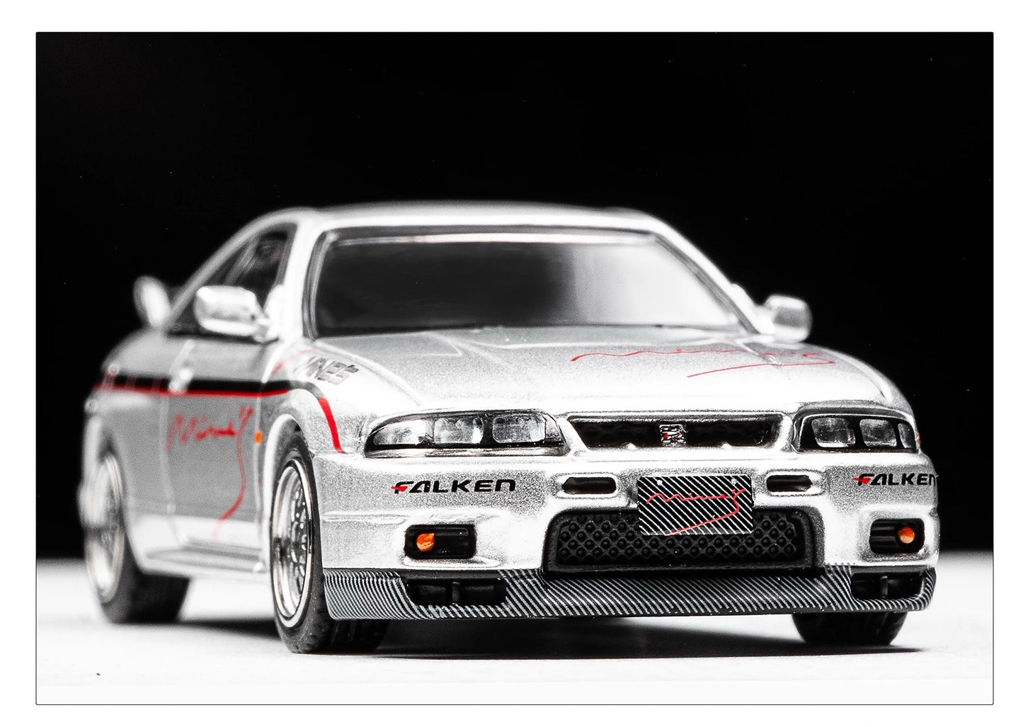 Modelo de fundición a presión INNO 1/64 NISSAN SKYLINE GT-R (R33) MINE'S Sliver