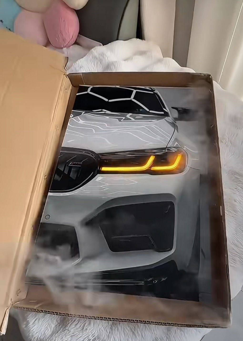 The M5 Headlight Decor with Golden Eye Pattern Hanging painting