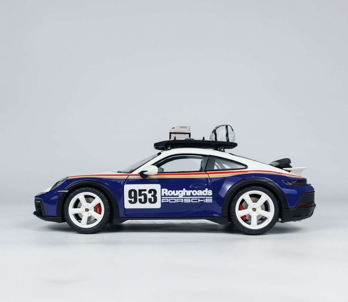 MINICHAMPS 1/18 Porsche 911 Dakar modèle de voiture