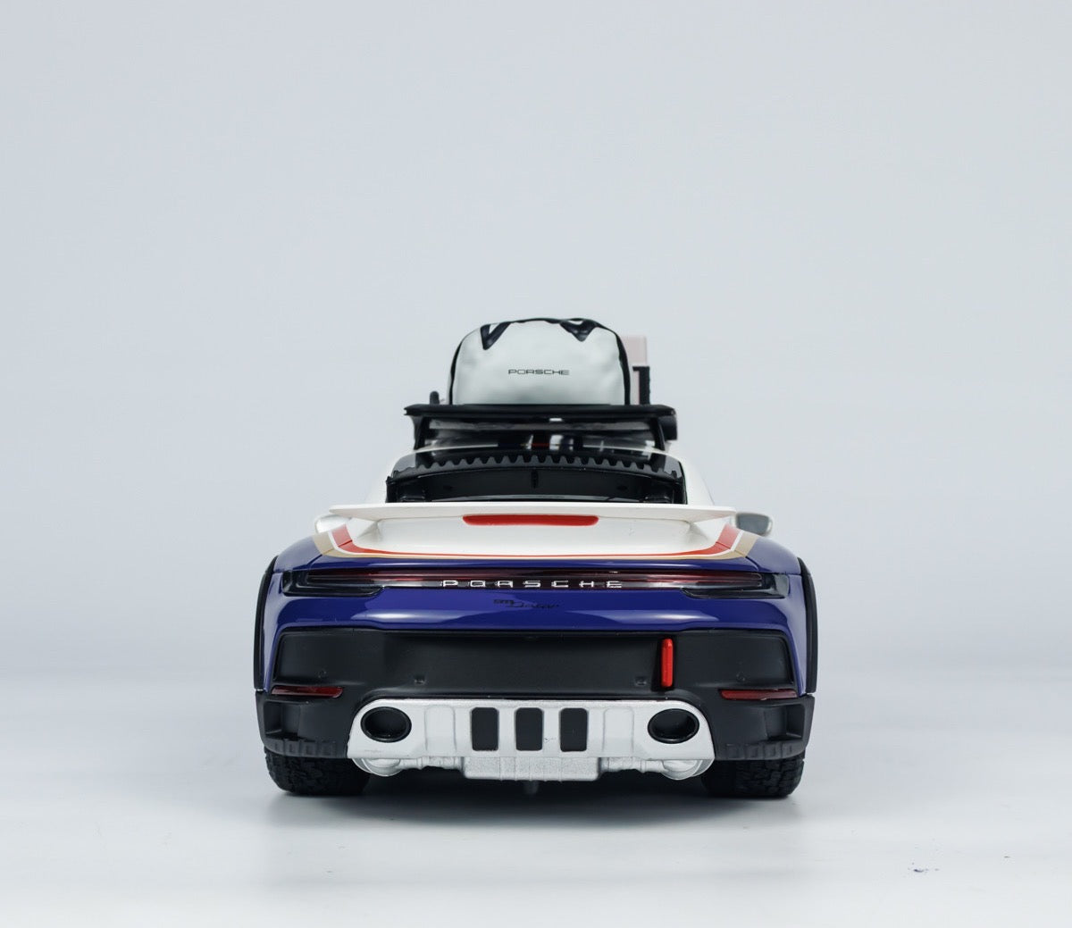 MINICHAMPS 1/18 Porsche 911 Dakar modèle de voiture