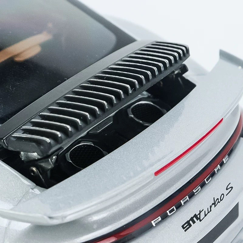 MINICHAMPS 1/18 Porsche 911 Turbo S Modelo de coche