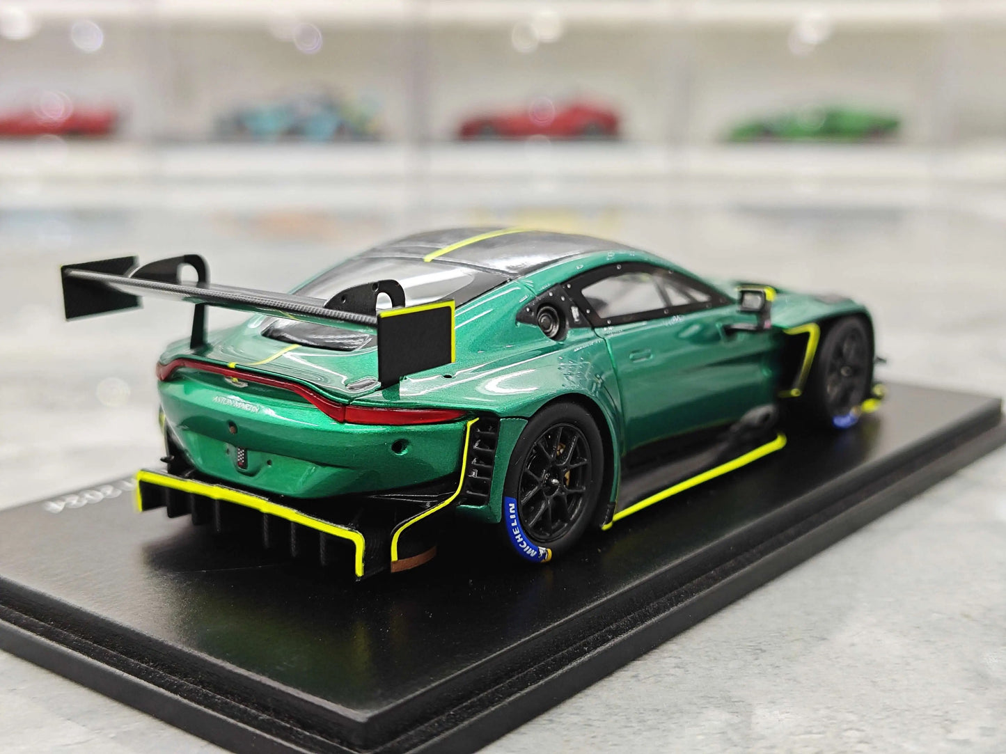 Sparkmodel 1/43 Aston Martin Vantage AMR GT3 Modelo de coche