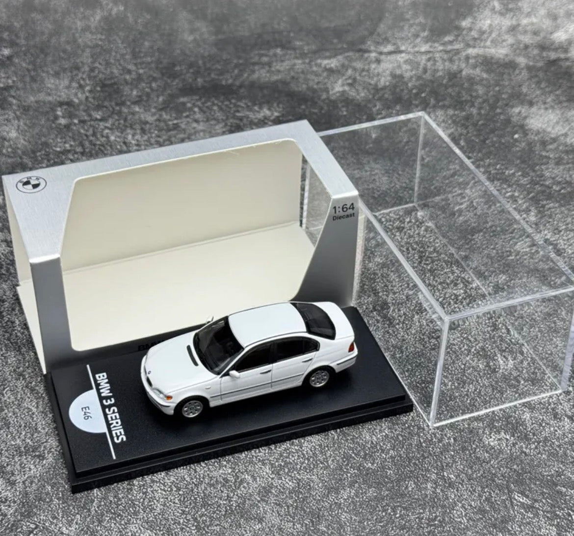 BMW 1/64 50 años Serie 3 Generación Modelo de coche fundido a presión