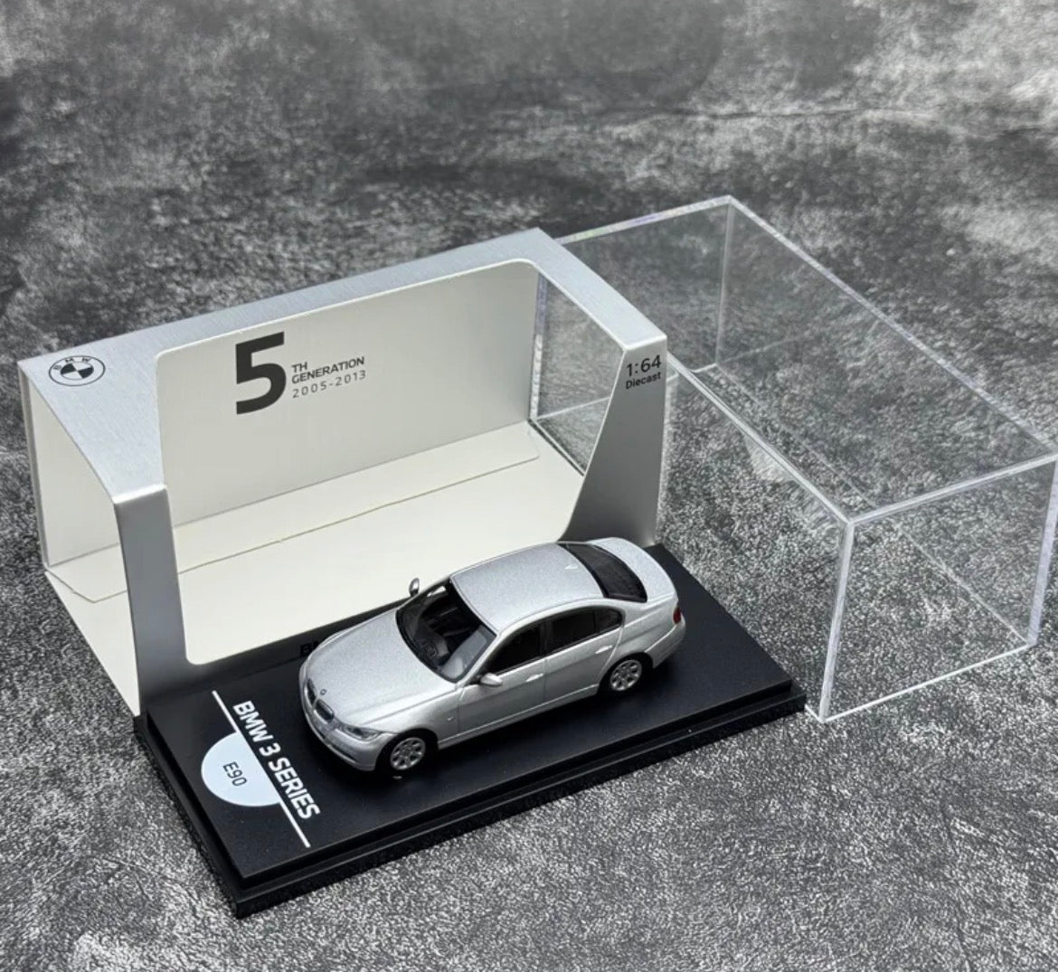 BMW 1/64 50 años Serie 3 Generación Modelo de coche fundido a presión