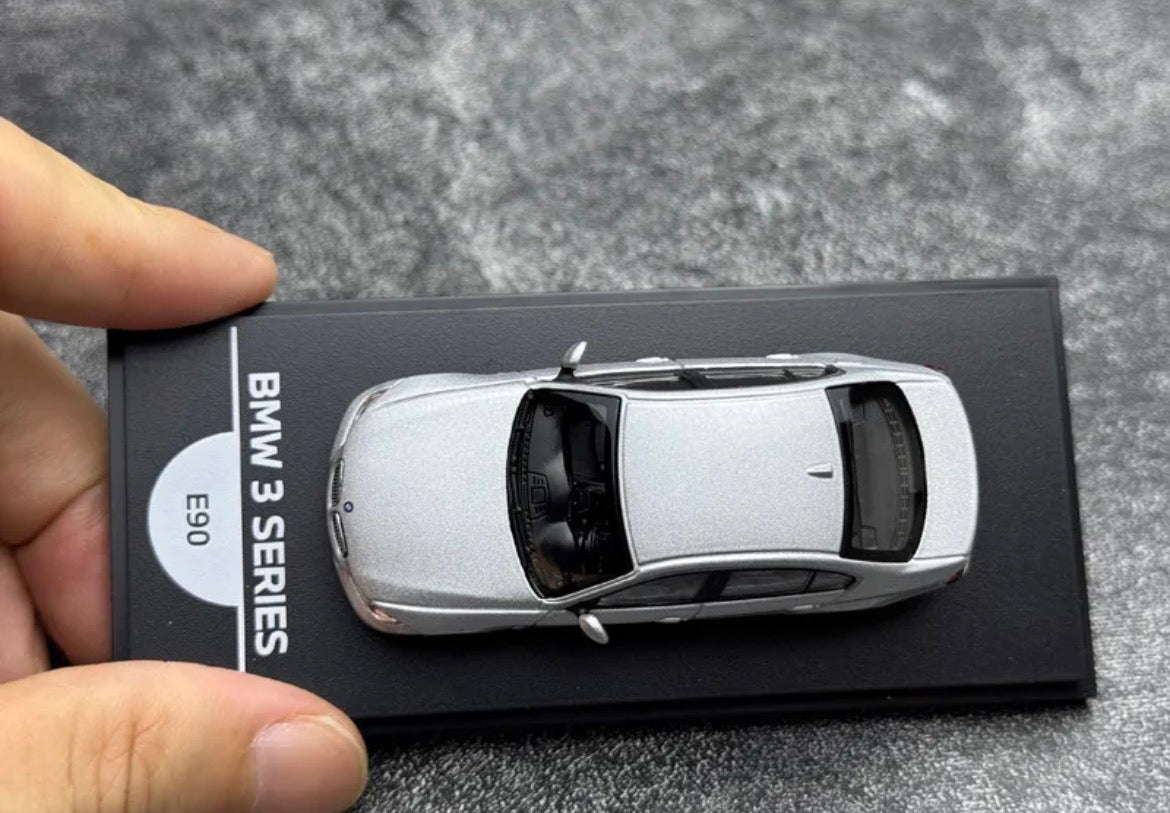 BMW 1/64 50 años Serie 3 Generación Modelo de coche fundido a presión