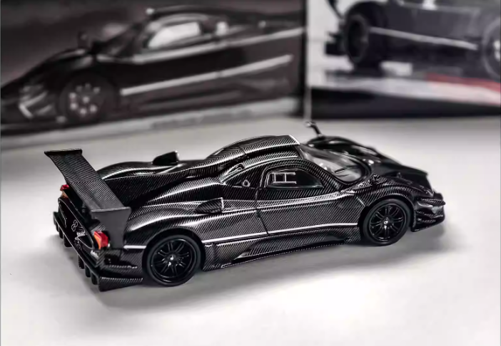 CM 1/64 PAGANI Zonda Revolution Black Carbon Car Model
