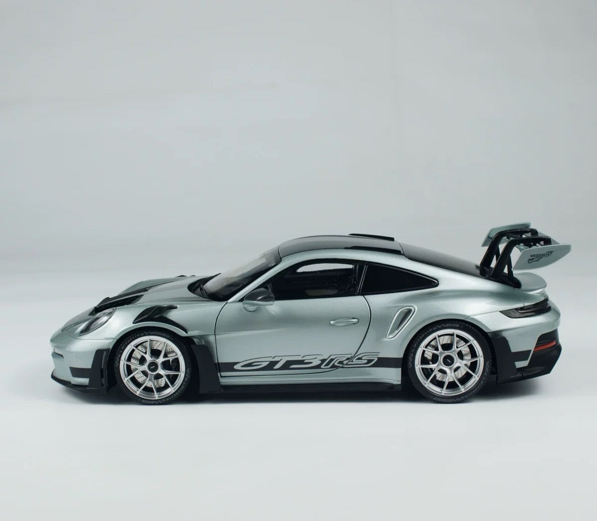 MINICHAMPS 1/18 Porsche 911 GT3 RS Modèle réduit de voiture
