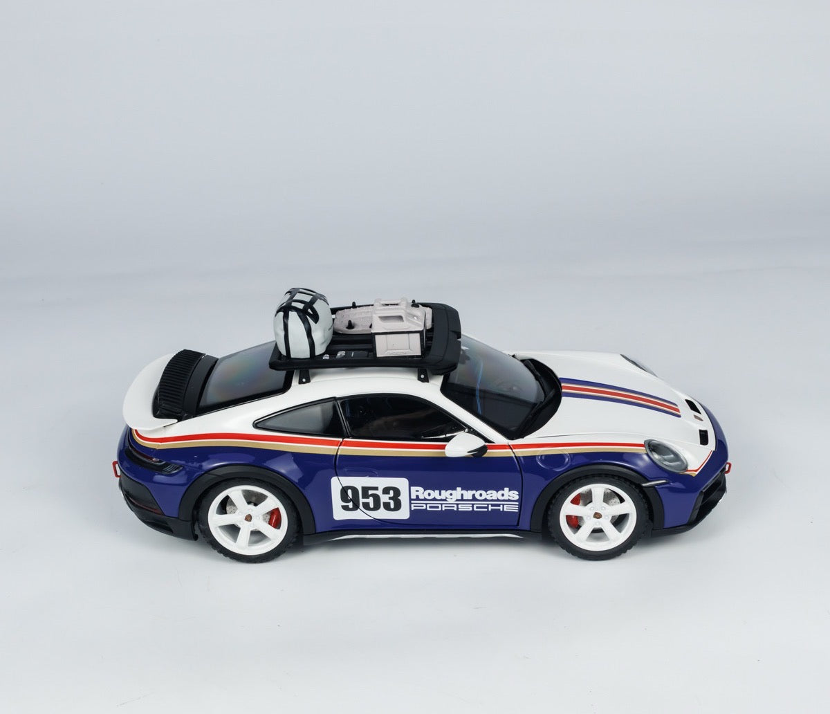 MINICHAMPS 1/18 Porsche 911 Dakar modèle de voiture