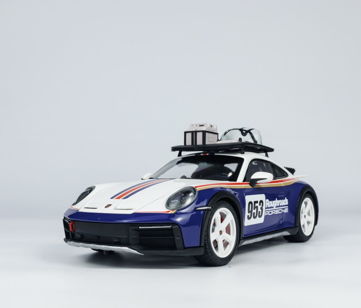 MINICHAMPS 1/18 Porsche 911 Dakar modèle de voiture