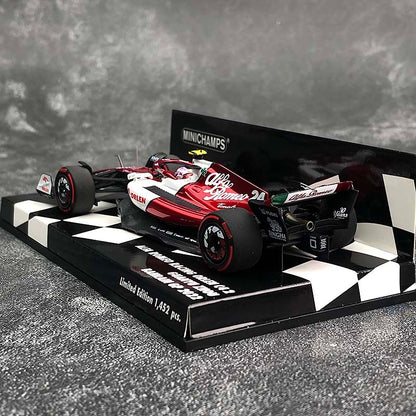 MINICHAMPS 1/43 Alfa Romeo F1 Racing Orlen C42 Bahrein Modelo Coche
