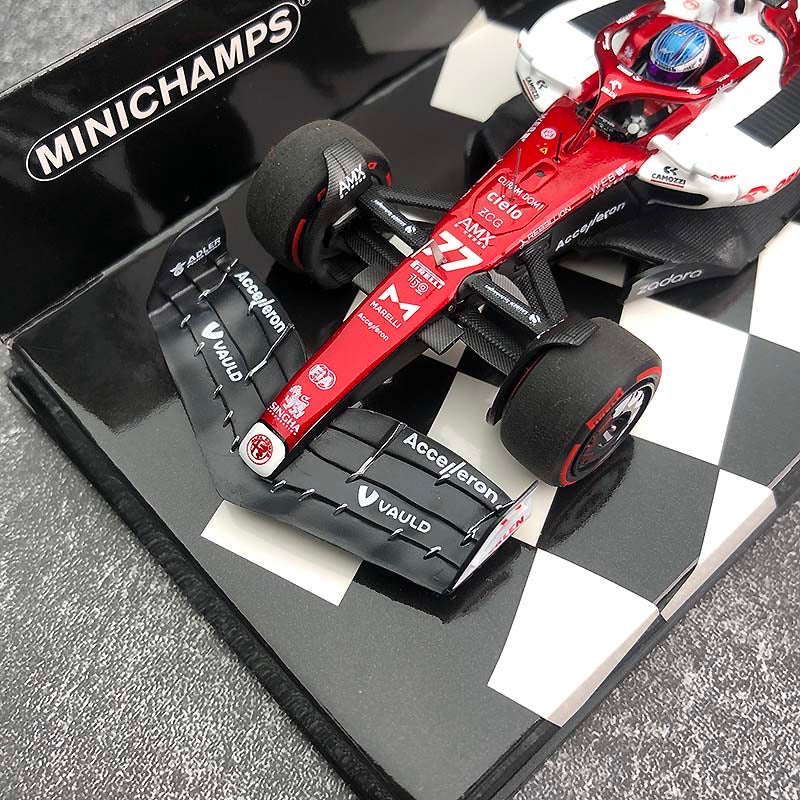 MINICHAMPS 1/43 Alfa Romeo F1 Racing Orlen C42 Bahrein Modelo Coche