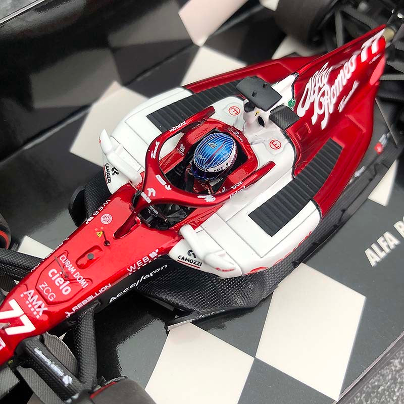 MINICHAMPS 1/43 Alfa Romeo F1 Racing Orlen C42 Bahrein Modelo Coche