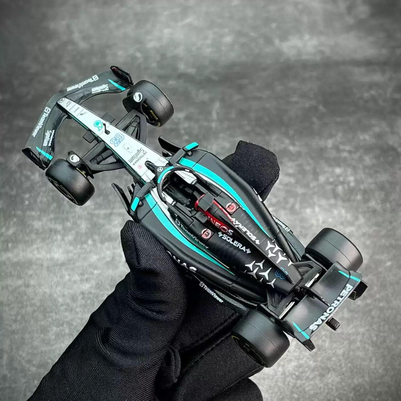 MINICHAMPS 1/43 Mercedes Benz W15 F1 Camión con coche modelo F1 Combo n.° 63