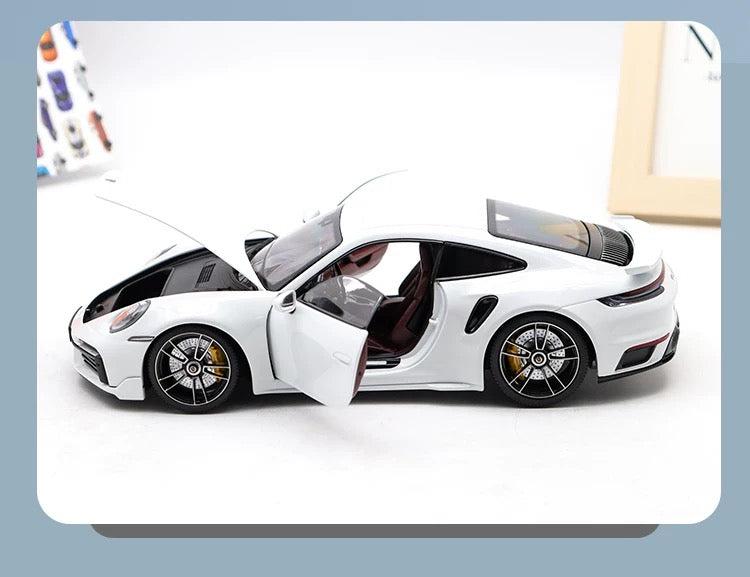 MINICHAMPS 1/18 Porsche 911 Turbo S Modelo de coche
