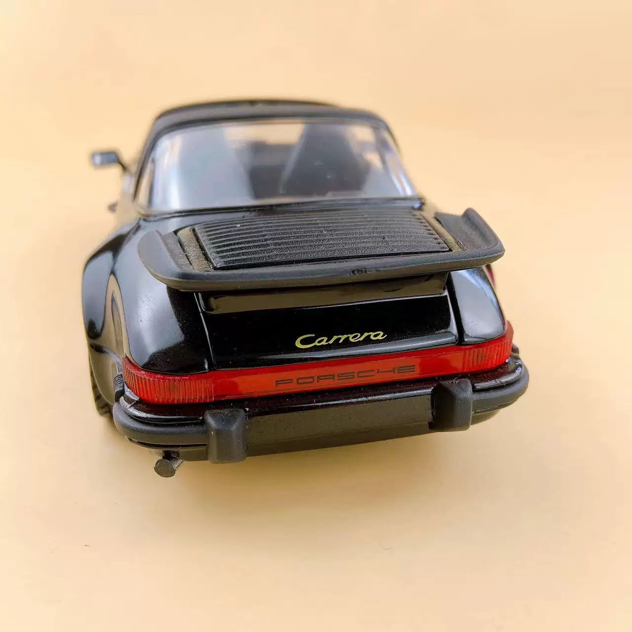 El Porsche 911 a escala 1/24 de Franklin Mint
