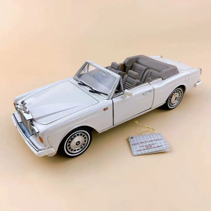 El Rolls-Royce Corniche IV de 1992 a escala 1/24 de Franklin Mint