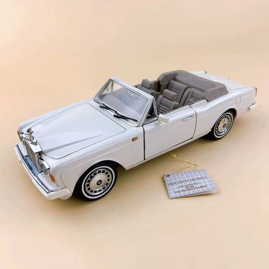 El Rolls-Royce Corniche IV de 1992 a escala 1/24 de Franklin Mint