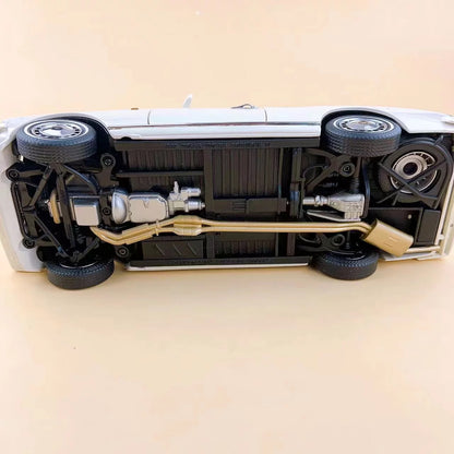 El Rolls-Royce Corniche IV de 1992 a escala 1/24 de Franklin Mint