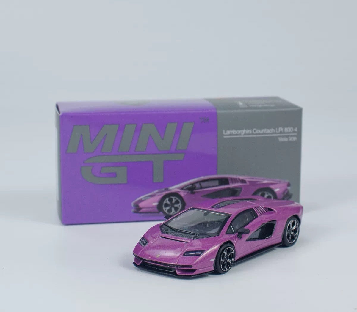 Lamborghini a escala 1/64 MINIGT