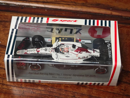 Spark 1/43 Red Bull Racing RB21 No.1 Ganador del GP de Japón 2025 Max Verstappan Modelo de coche
