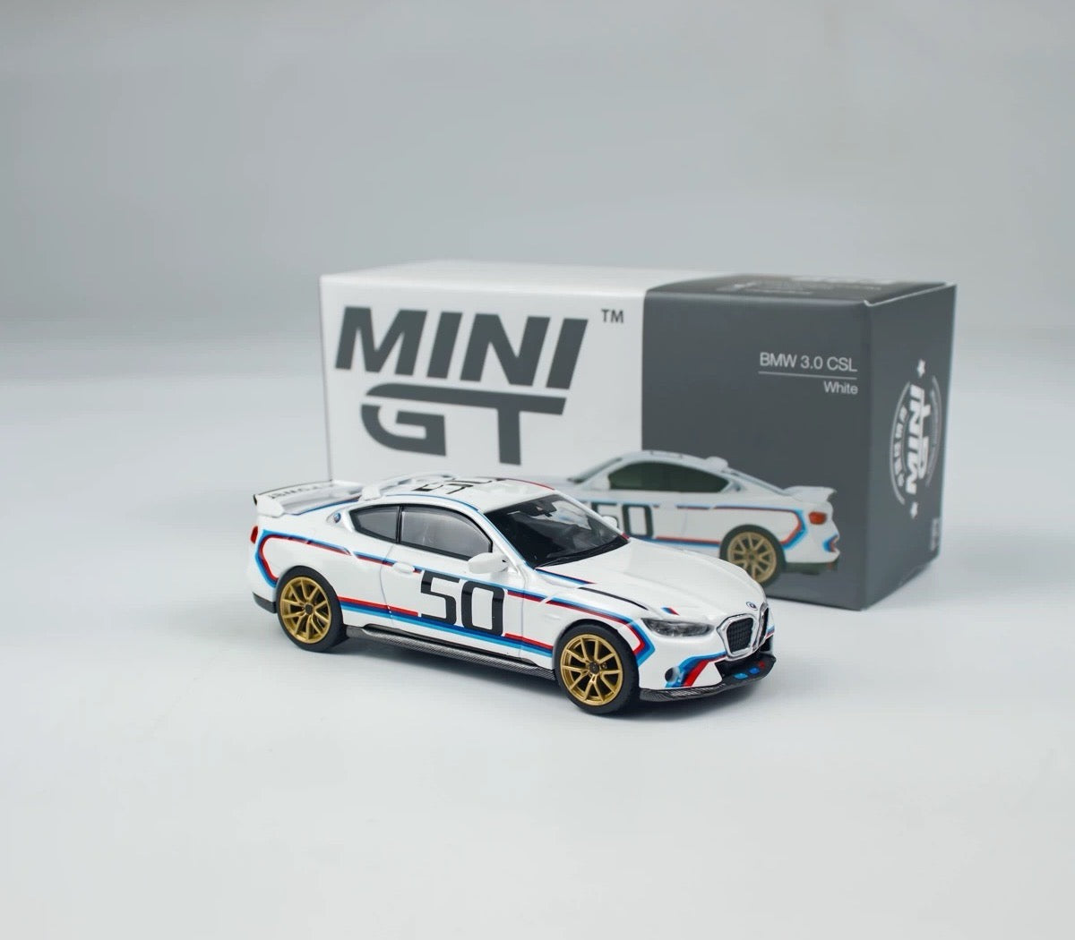 MINIGT 1/64 BMW 3.0 CSL #863 Modelo de coche fundido a presión