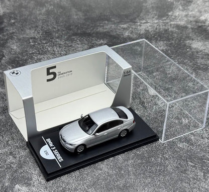 BMW 1/64 50 años Serie 3 Generación Modelo de coche fundido a presión