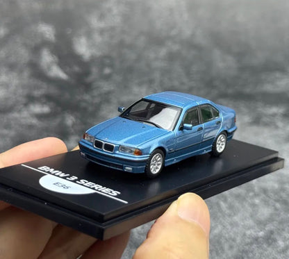 BMW 1/64 50 años Serie 3 Generación Modelo de coche fundido a presión